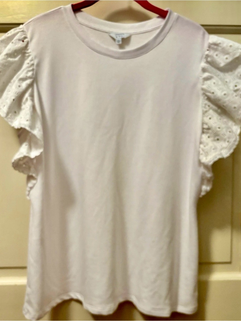 crown & ivy White Eyelet Ruffle Sleeve Tee
